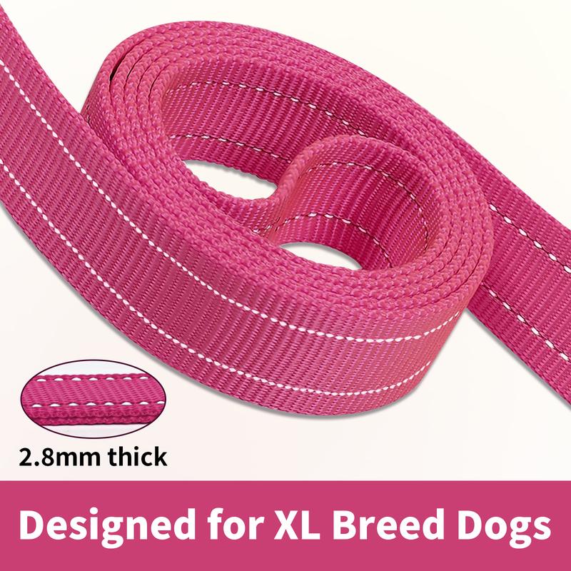 Close up of 3M reflective stitching on Furlyn double handle leash